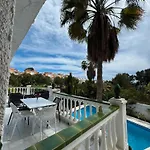 Villa Nerja Вилла Нерха