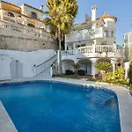 Villa Nerja 빌라