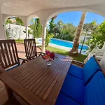 빌라 Villa Nerja 네르하