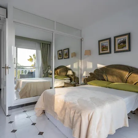 Villa Nerja Villa *