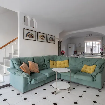 빌라 Villa Nerja