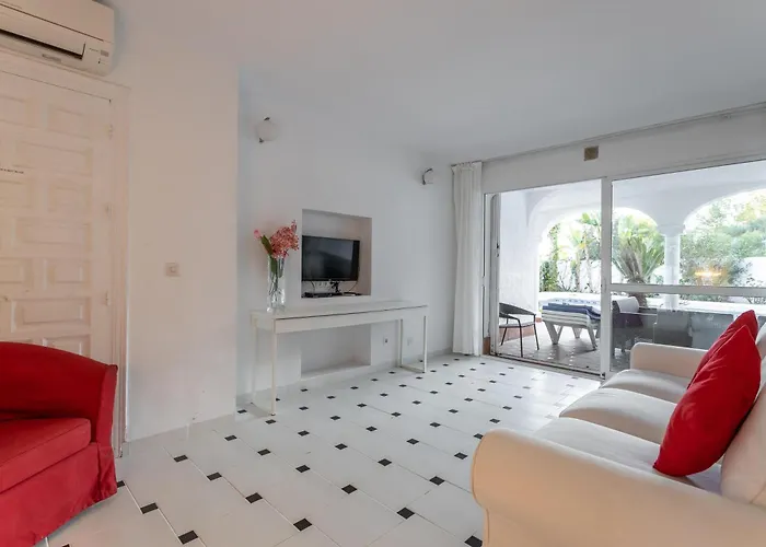 Villa Nerja Вилла