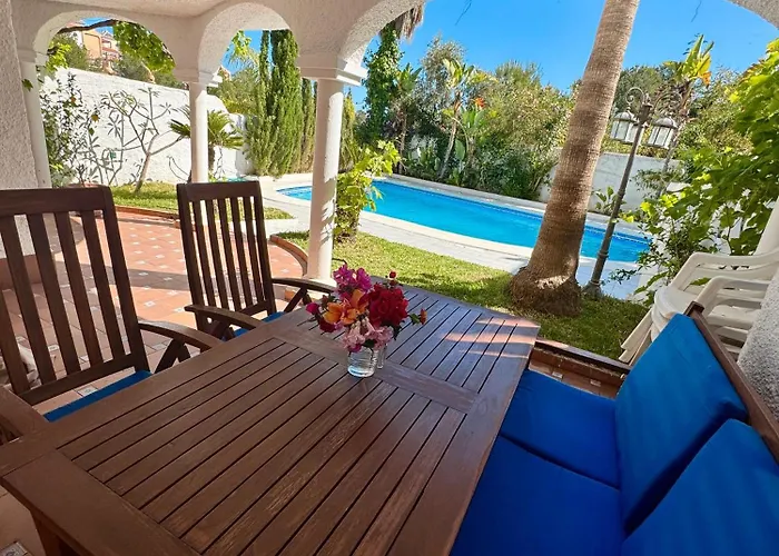 Villa Nerja Нерха