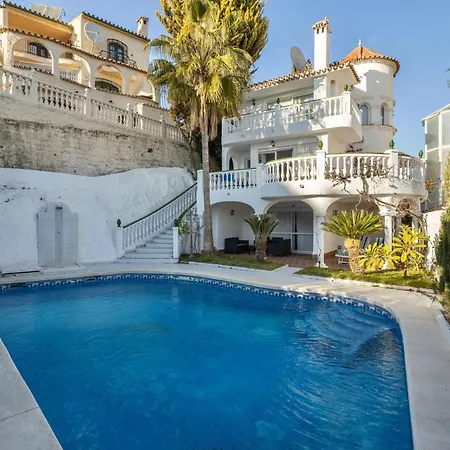 别墅 Villa Nerja 内尔哈