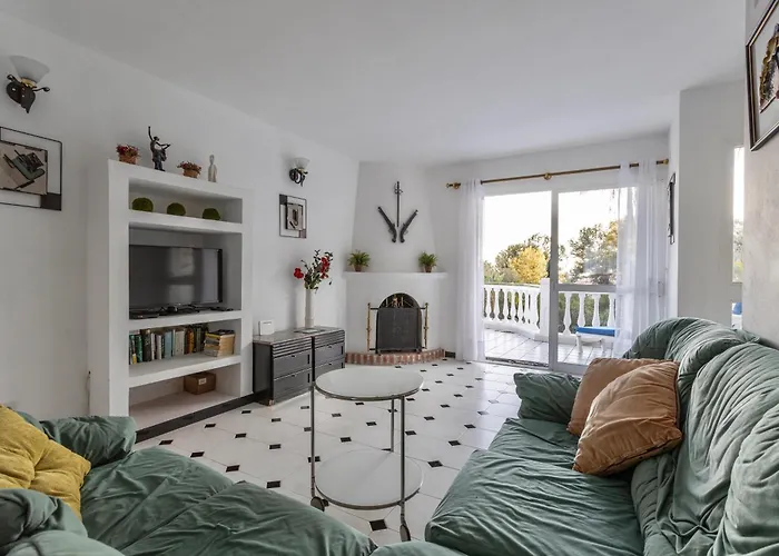 Villa Nerja * 内尔哈